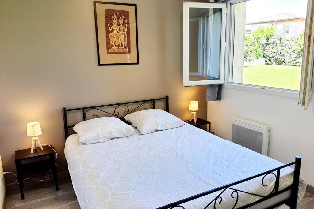 Charmant appartement avec terrasse et jardin au calme Proche Bus Métro Tolosa Esterno foto